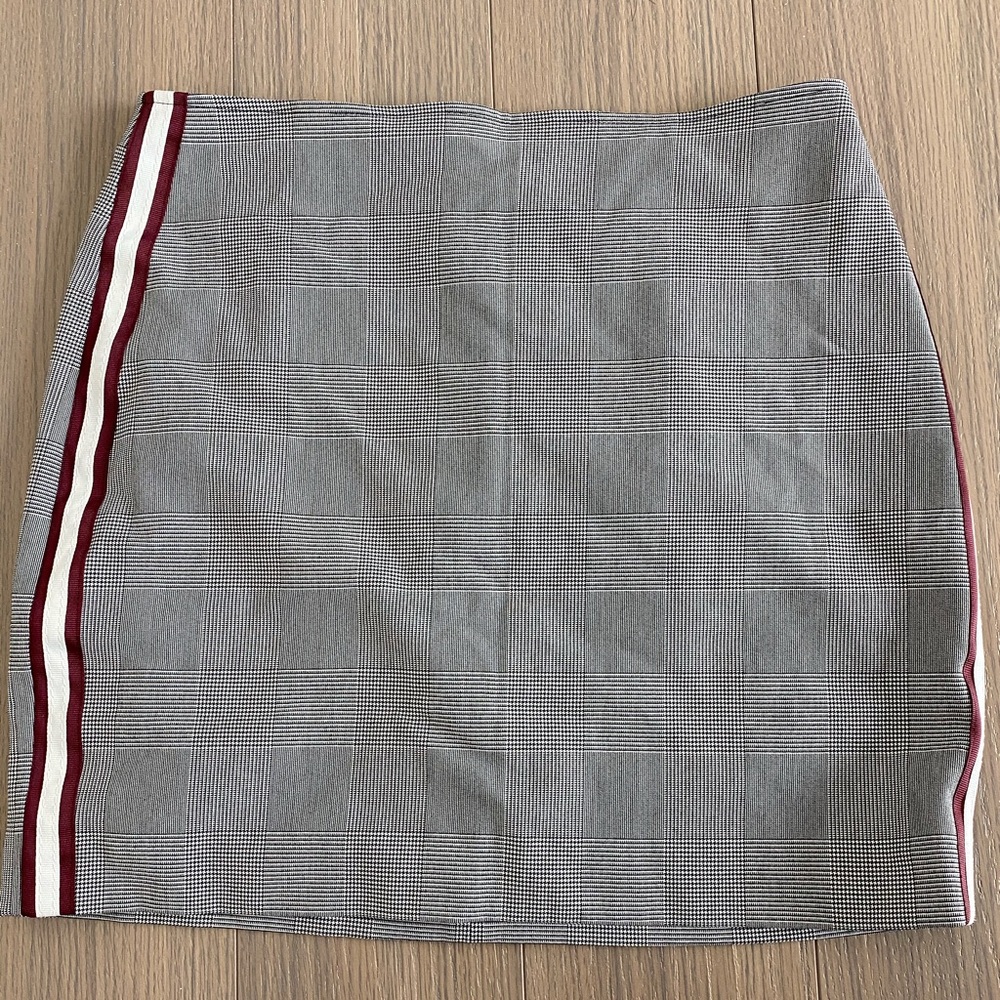 Express Mini Skirt